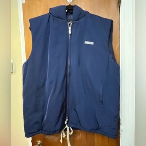 Men’s Versatile Blue Sleeveless Jacket Vest Full zip front. Winter Size S NWT